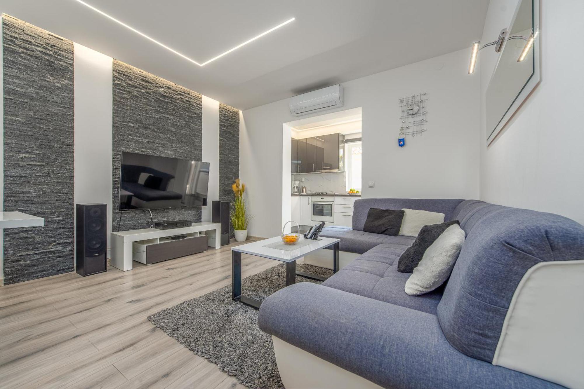 Floyd Apartment Бибине Екстериор снимка