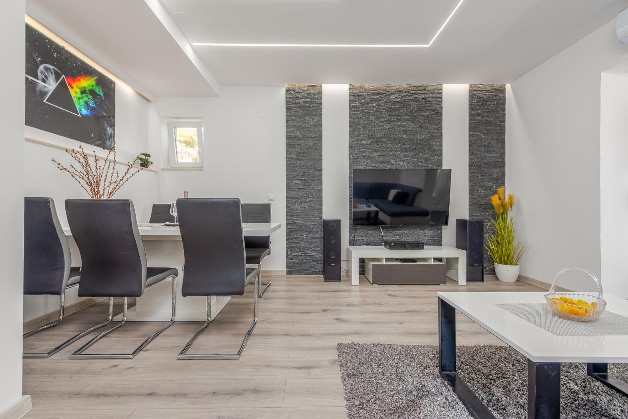 Floyd Apartment Бибине Екстериор снимка