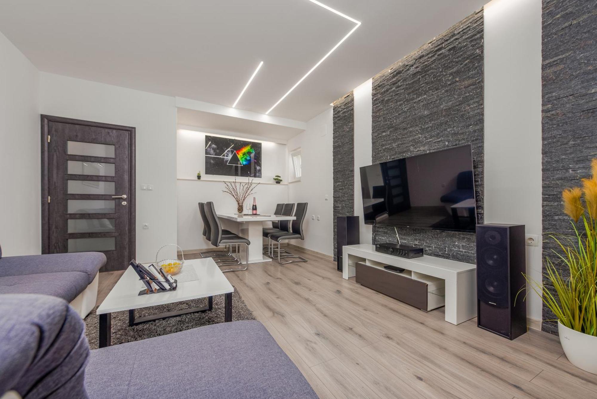 Floyd Apartment Бибине Екстериор снимка